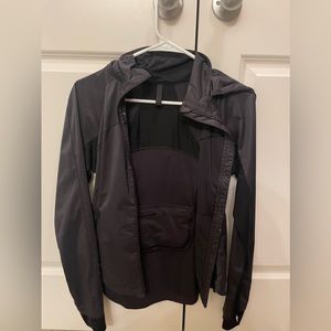 lululemon wind breaker